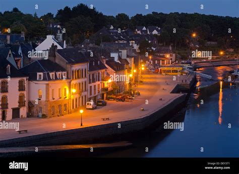 Auray river hi-res stock photography and images - Alamy