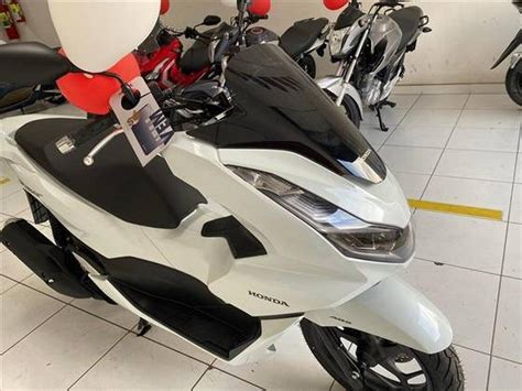 Honda PCX 2024 preço cores detalhes e equipamentos