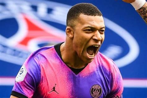 Kylian Mbappe Biography Age Height Personal Life Stats And Net Worth