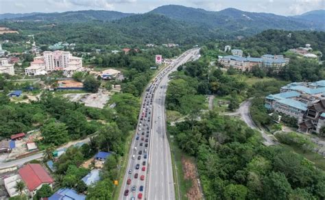 Lebuhraya Karak Terus Sesak Orientasiberita