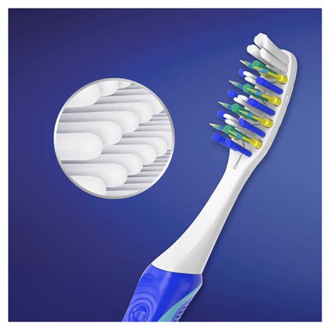 Oral B Toothbrush Pro Expert Pulsar 35 Medium