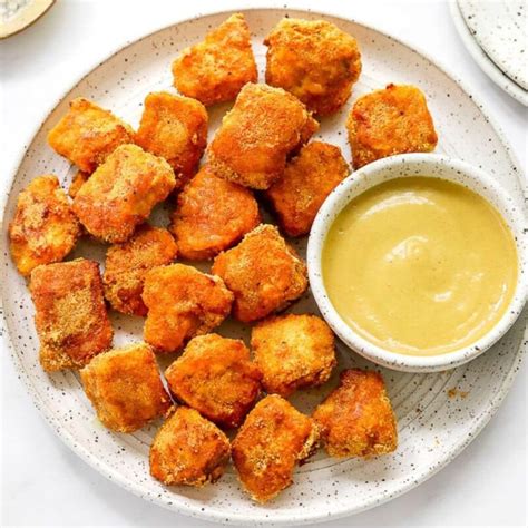 Healthy Chicken Nuggets - iFoodReal.com