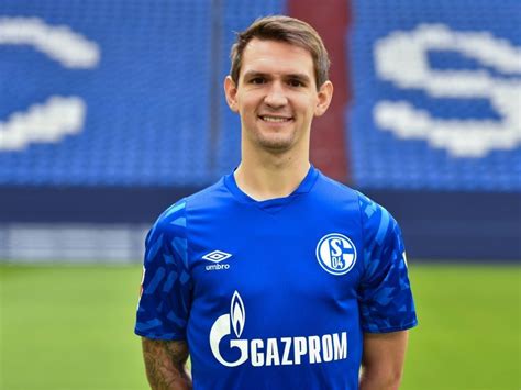 Schalke Und Fortuna Legen Streit Um Raman Transfer Bei