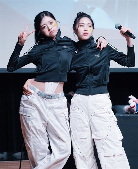 Pin By Sakhumzi Thozamile On ITZY Itzy Kpop Girls Concert Fits