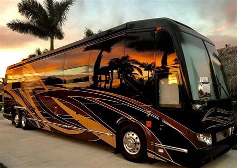 Marathon Prevost Motorcoach Luxury Rv Luxury Bus Luxury Motorhomes