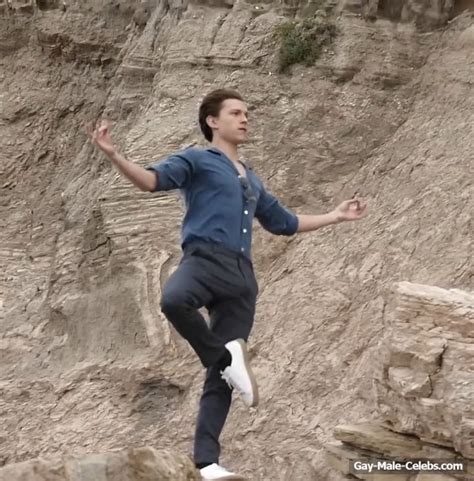 Tom Holland Shirtless And Sexy Selfie Photos Gay Male Celebs