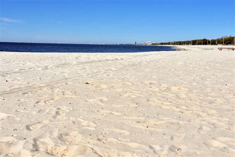 Beaches in Mississippi | Beaches, Islands and Coastal Cities in MS