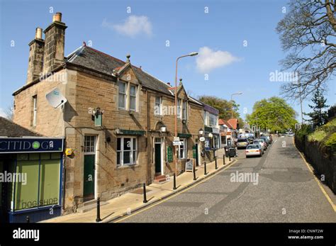 Colinton Inn, Colinton Village, Edinburgh Stock Photo - Alamy