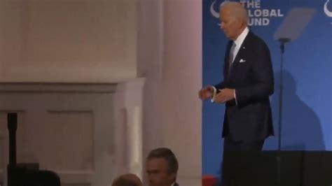 Video Presidente Biden Sufri Un Nuevo Hecho De Desorientaci N Durante