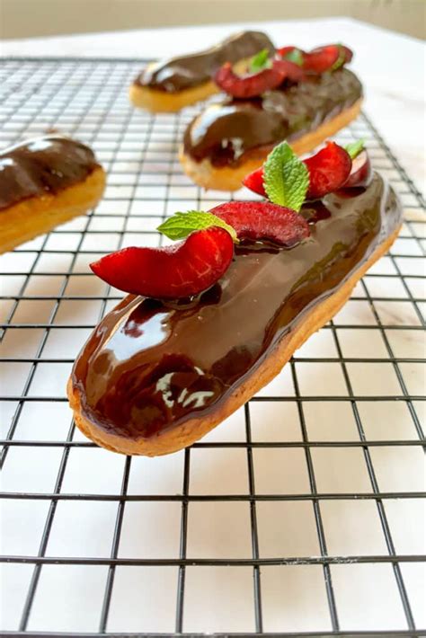 Eclair Rezept: Perfekte Schokoladen Eclairs | My Chef Recipe