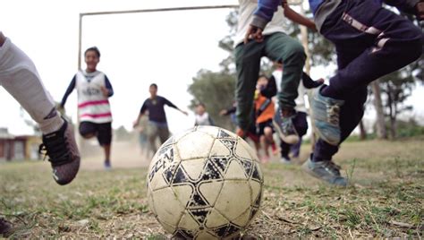 Deporte abandono y esperanza el caso del complejo Muñoz en Villa 9 de