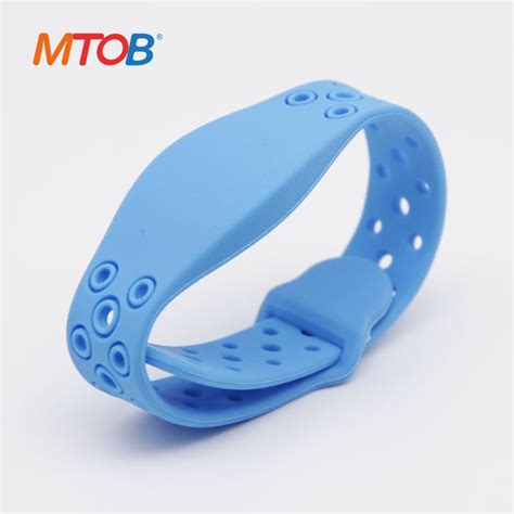 125KHz Waterproof RFID Bracelet Durable EM4100 LF Wristbands