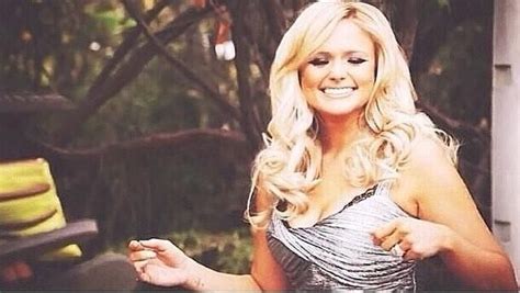 Love Her 😍 Mirandalambert Mirandalambertmonday Ranfan Happymonday