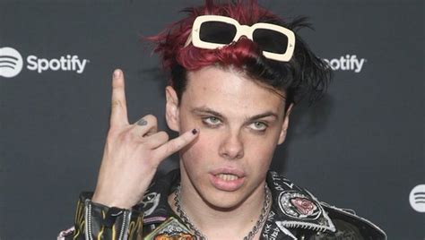 Yungblud - Age, Family, Bio | Famous Birthdays