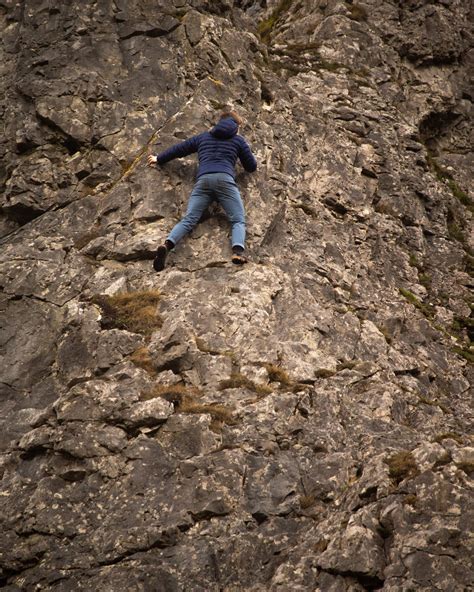 Beginners Guide to Scrambling - Outdoor Ascent