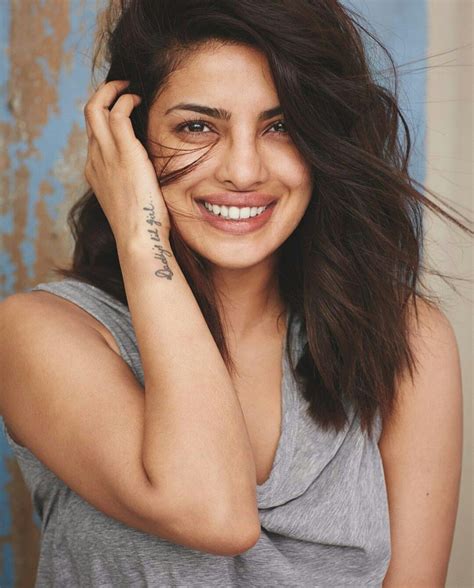 Priyanka Chopra Without Makeup - Celebrity In Styles