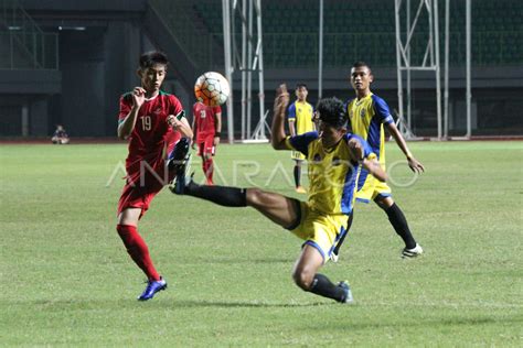 Laga Uji Coba Timnas U 19 Antara Foto