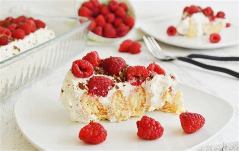 Simple Raspberry Icebox Cake Stefs Eats And Sweets