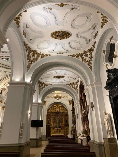 Restauración del Templo Parroquial Parroquia Santa Teresa y Santa Isabel