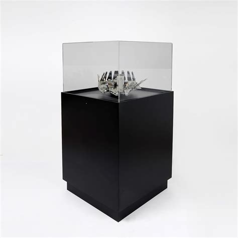 Beautifully Designed Showcase Plinth Perfect For Showcasing A Single