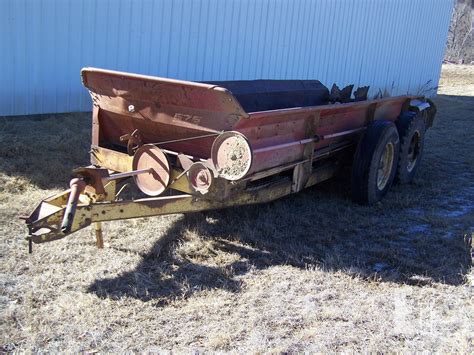 NEW HOLLAND 675 Auctions | EquipmentFacts