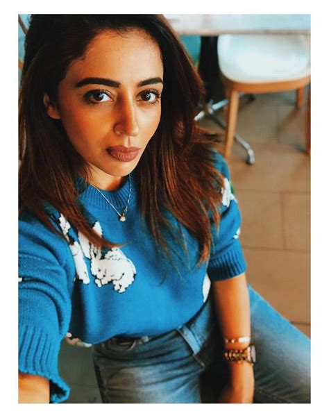 These Photos Of Bigg Boss Fame Nehha Pendse Will Surely Captivate You