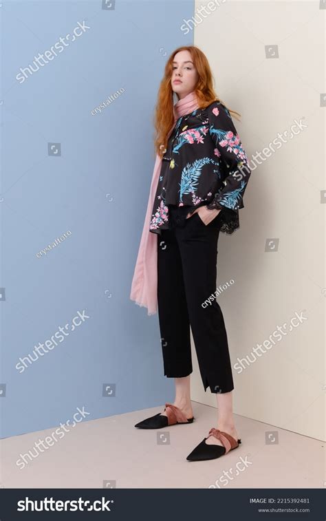 Portrait of Fashion Model Full Body Stock Photo 2215392481 | Shutterstock