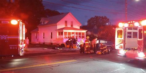 1 Dead 2 Seriously Hurt After Crash In East Providence Abc6