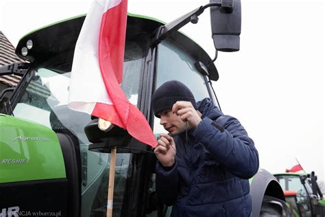 Rolnicy Nadciąga kryzys Nie ma ani nawozów ani pieniędzy a ceny