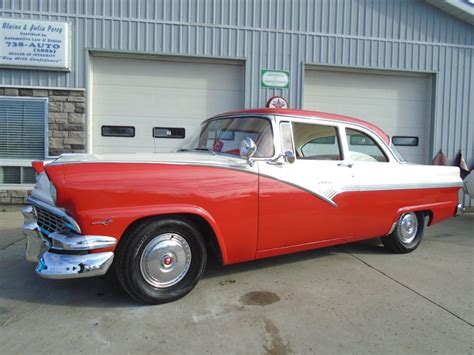 1956 Ford Fairlane Club Sedan Bobcaygeon