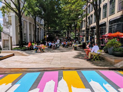 Visit the Fairlie Poplar District in Downtown Atlanta, GA - Discover