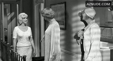 MARILYN MONROE Nude AZNude