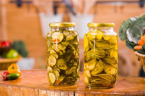 Picles De Pepino E Conserva De Abobrinha Cristal Alimentos