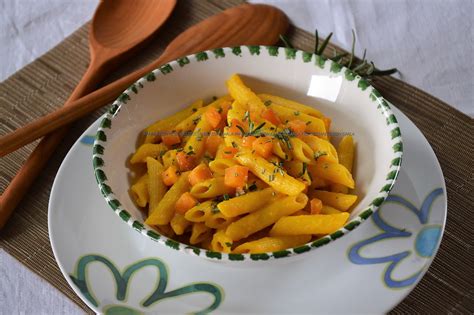 Pasta Con Crema Di Zucca Light PASTICCIANDO CON CARLA