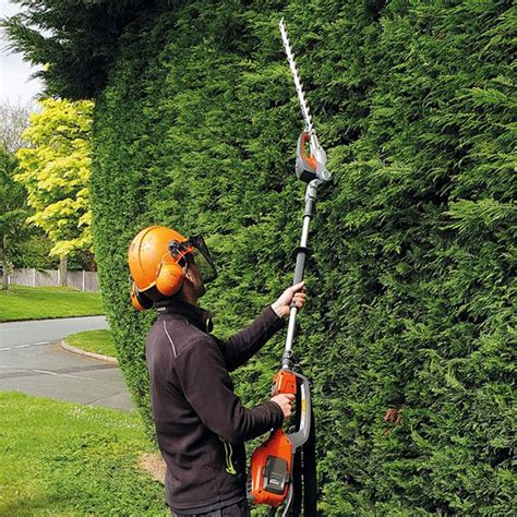 Husqvarna Ihe Cordless Long Reach Hedge Cutter