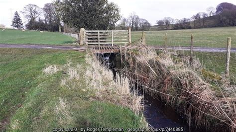 Cattle Grid Used As Bridge Over Stream Roger Templeman Geograph