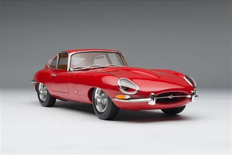 Automotive Models Kits DeAGOSTINI Weekly Build THE JAGUAR E TYPE 1 8