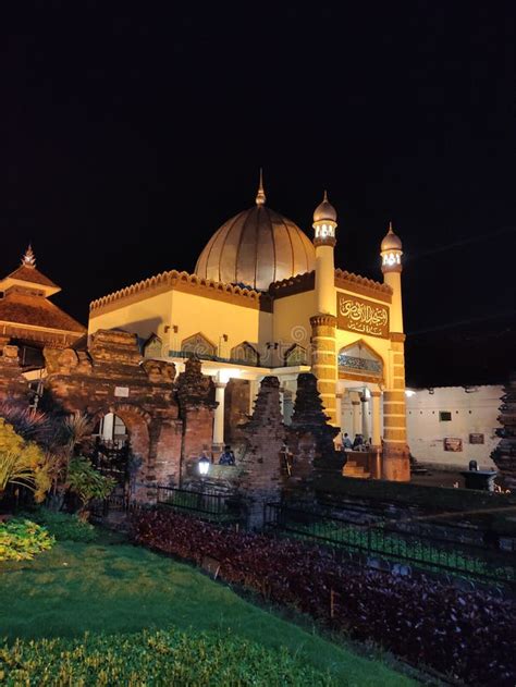 Masjid Al Aqsha Menara Kudus Stock Photo Image Of Night Skyscraper