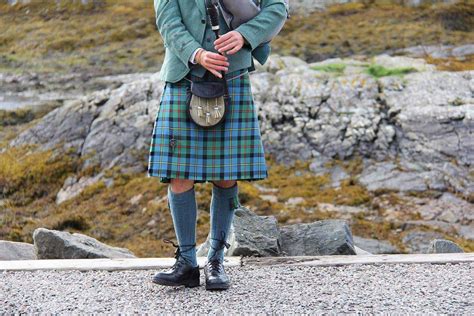 How To Wear A Kilt Guide To The Casual And Official Kilt Wear