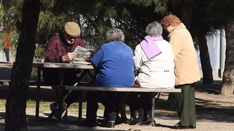 Las pensiones contributivas subirán un 3 8 en 2024 como resultado de