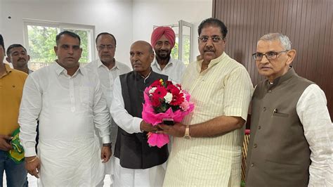 Former Mla With Many Leaders Join Jjp In Haryana