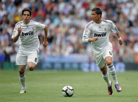 Cristiano Ronaldo & Kaka - Cristiano Ronaldo and Ricardo Kaka Photo ...