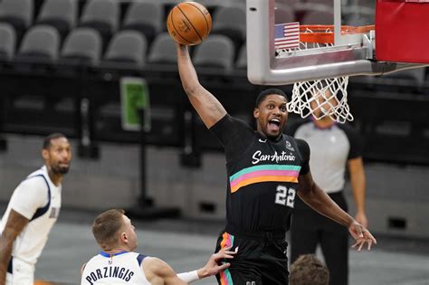 Spurs Rudy Gay Finds New Life As A Role Player