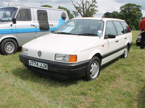 J774 JJX 1992 Volkswagen Passat 2 0 CL Estate Adam Floyd Flickr