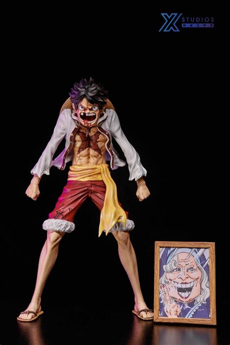 Luffy Whole Cake Island Mother Caramel One Piece Statue résine