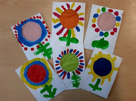 Fiori alla Tullet Artigianato primavera Attività di arte per bambini