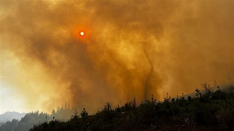 Oregon Department Of Forestry Battling 350 Acre 7k Fire Southwest Of Veneta