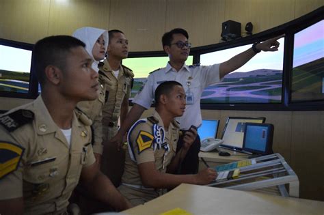 Belajar Ilmu Penerbangan Di POLTEKBANG Surabaya Bimbel Kedinasan