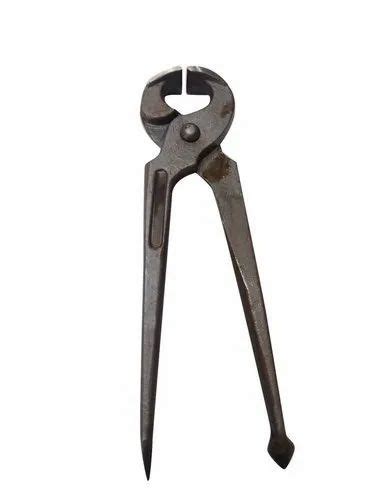 Chrome Vanadium Carpenter Pincer Plier Size 8 Inch At Rs 260 Piece In