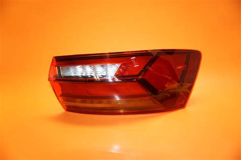 VW JETTA TAIL LIGHT RIGHT PASSENGER 2019 2020 17A945096 OEM